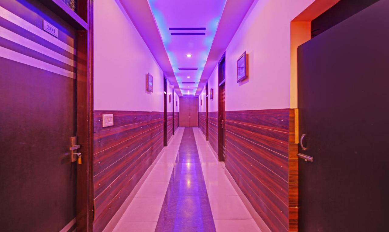 Itsy By Treebo - Royale Inn Meerut Exterior foto